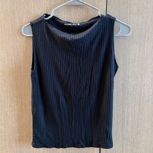 Abercrombie & Fitch Black Ribbed Crewneck Tank Top